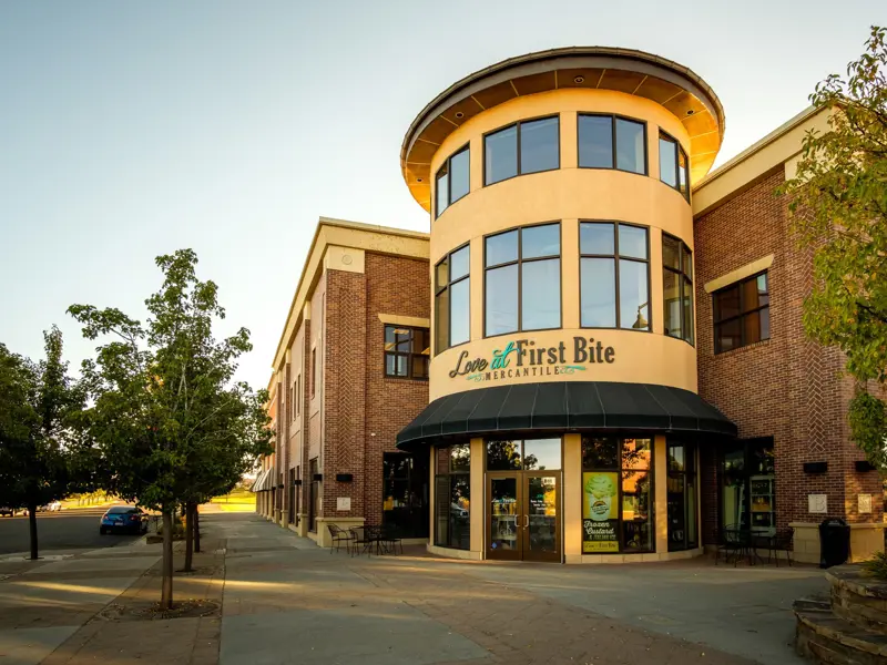 Exterior of front of Love at First Bite building at Snake River Landing