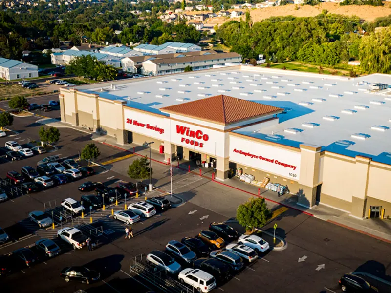 Exterior aerial view of WinCo building apart of Alameda Plaza